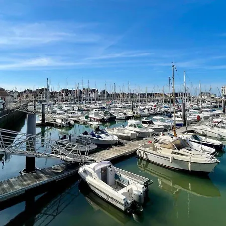 Balcon Sur Sea, Sun And Horses *