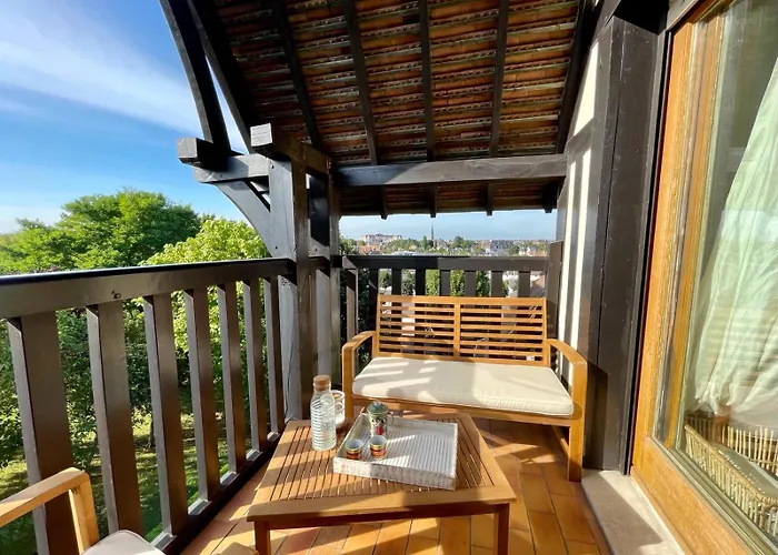 Balcon Sur Sea, Sun And Horses *