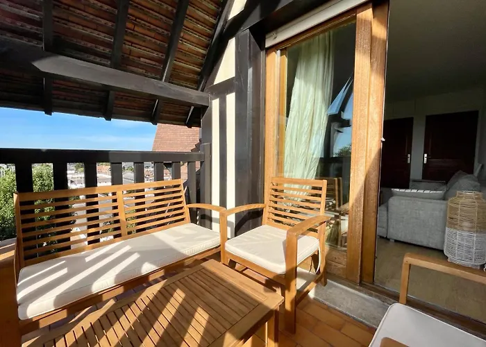 Balcon Sur Sea, Sun And Horses *