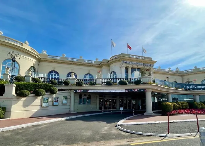 Balcon Sur Sea, Sun And Horses Deauville